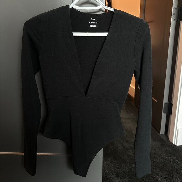 Aritzia Bodysuit - Picture 1 of 2
